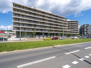 Pronájem bytu 3+kk, Praha - Malešice, Počernická, 77 m2