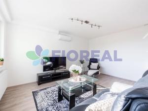 Prodej bytu 2+kk, Praha - Horní Měcholupy, Hornoměcholupská, 40 m2