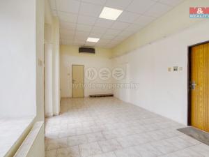 Pronájem obchodního prostoru, Žatec, Bratří Čapků, 30 m2