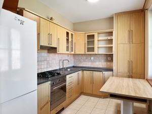 Prodej bytu 2+kk, Mikulov, Husova, 53 m2