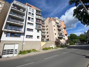 Prodej bytu 2+kk, Karlovy Vary, Na Vyhlídce, 64 m2