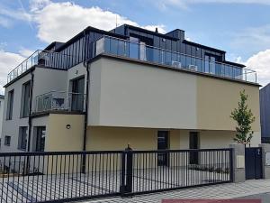 Prodej komerční nemovitosti, Praha - Kyje, Vodňanská, 62 m2