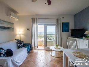 Prodej bytu 2+kk, Badesi, Sardinie, Itálie, 42 m2