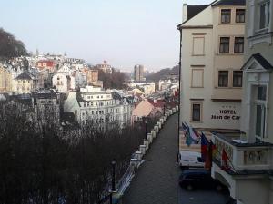 Prodej bytu 3+kk, Karlovy Vary, Kolmá, 81 m2