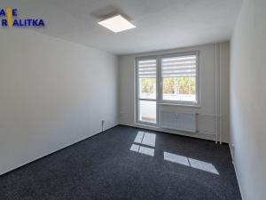 Pronájem bytu 2+1, Hranice - Hranice I-Město, Tř. 1. máje, 60 m2