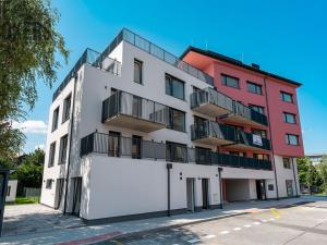 Prodej bytu 2+kk, Praha - Suchdol, U hotelu, 90 m2