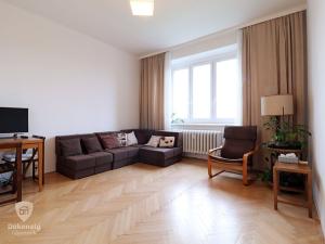 Pronájem bytu 2+kk, Praha - Hradčany, Pod Baštami, 51 m2