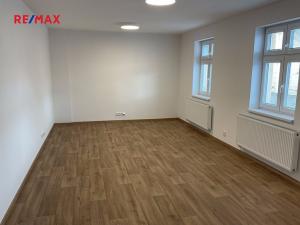 Pronájem bytu 3+kk, Chomutov, Vršovců, 80 m2