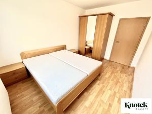 Pronájem bytu 2+kk, Brno, Ponětovická, 44 m2