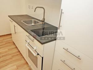 Prodej bytu 2+kk, Neratovice, 34 m2