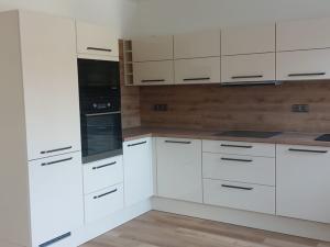 Pronájem bytu 2+kk, Hluk, Zahradní, 85 m2