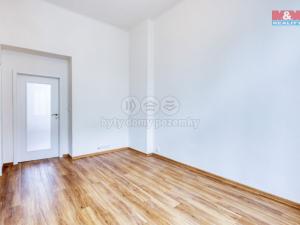 Pronájem bytu 3+kk, Karlovy Vary, Dr. Engla, 64 m2