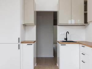 Pronájem bytu 2+kk, Praha - Strašnice, Ke Strašnické, 48 m2