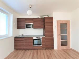 Pronájem bytu 2+kk, Kralupy nad Vltavou - Lobeček, Štefánikova, 49 m2