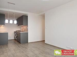 Pronájem bytu 2+kk, Praha - Podolí, Pujmanové, 39 m2