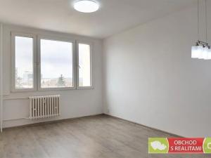 Pronájem bytu 2+kk, Praha - Podolí, Pujmanové, 39 m2