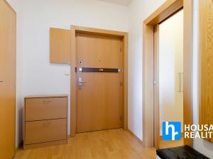 Prodej bytu 1+kk, Praha - Vysočany, Nepilova, 34 m2