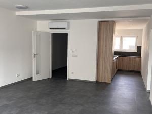 Pronájem bytu 3+kk, Znojmo, Třešňová, 82 m2