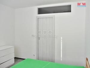 Pronájem bytu 3+kk, Praha, Rezlerova, 55 m2