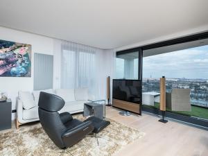 Pronájem bytu 3+kk, Praha - Smíchov, Pod Děvínem, 134 m2