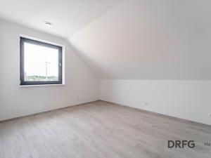 Prodej rodinného domu, Dříteč, 220 m2