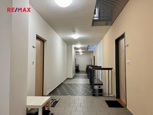 Prodej bytu 3+kk, Praha - Háje, Loosova, 78 m2