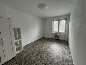 Pronájem bytu 2+kk, Praha - Záběhlice, Roztylské náměstí, 46 m2