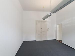 Pronájem kanceláře, Hradec Králové, Československé armády, 40 m2