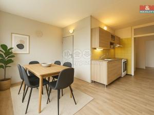 Prodej bytu 2+1, Karlovy Vary - Rybáře, Krušnohorská, 62 m2