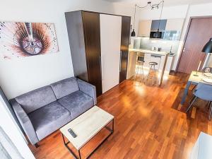 Pronájem bytu 1+kk, Praha - Nusle, Sekaninova, 31 m2