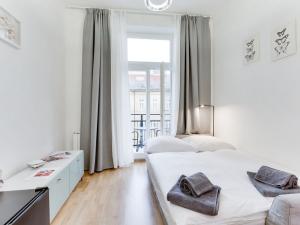 Pronájem bytu 1+kk, Praha - Nové Město, Příčná, 20 m2