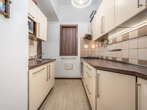 Pronájem bytu 2+kk, Praha - Nové Město, Ke Karlovu, 40 m2