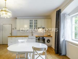 Pronájem bytu 2+kk, Praha - Malá Strana, Újezd, 47 m2