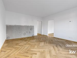 Prodej bytu 3+kk, Karlovy Vary, Šumavská, 68 m2