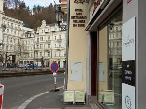 Prodej obchodního prostoru, Karlovy Vary, Mariánskolázeňská