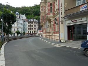 Prodej obchodního prostoru, Karlovy Vary, Mariánskolázeňská