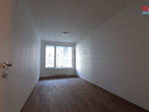 Pronájem bytu 2+kk, Praha - Vysočany, Smržových, 60 m2