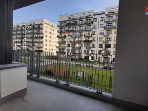 Pronájem bytu 2+kk, Praha - Vysočany, Smržových, 60 m2