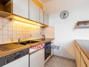 Prodej bytu 3+kk, Trnovany, 61 m2