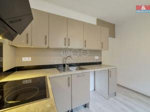 Prodej bytu 3+1, Mariánské Lázně, Libušina, 63 m2