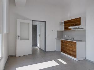 Pronájem bytu 1+kk, Pelhřimov, Slovanského bratrství, 43 m2