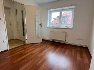 Pronájem bytu 3+kk, Praha - Strašnice, V olšinách, 92 m2