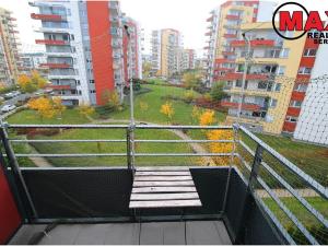 Pronájem bytu 1+kk, Praha - Letňany, Škrábkových, 40 m2