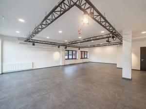 Pronájem obchodního prostoru, Mělník, Bezručova, 100 m2