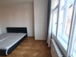 Pronájem bytu 2+1, Praha - Staré Město, Celetná, 68 m2