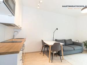 Pronájem bytu 1+kk, Praha - Strašnice, Počernická, 29 m2