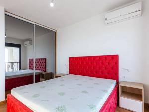 Prodej bytu 2+kk, Budva, Černá Hora, 52 m2