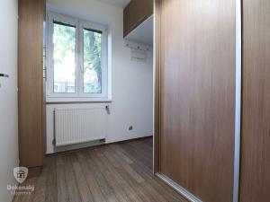 Pronájem bytu 1+kk, Praha - Kbely, Železnobrodská, 40 m2