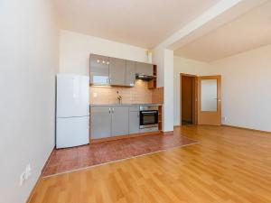 Prodej bytu 1+kk, Praha - Kyje, Sicherova, 33 m2