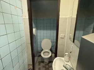 Pronájem obchodního prostoru, Neratovice, Mládežnická, 150 m2